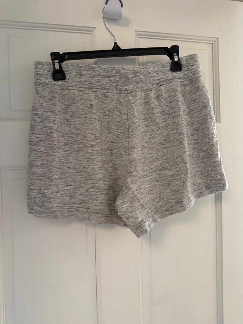 Athleta Light Gray Marled Athletic Shorts - Picture 4 of 4